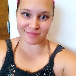 Meet your Posher, Jenn